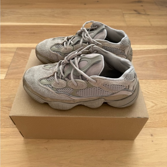 Adidas Yeezy 500 Sneakers - Picture 4 of 8